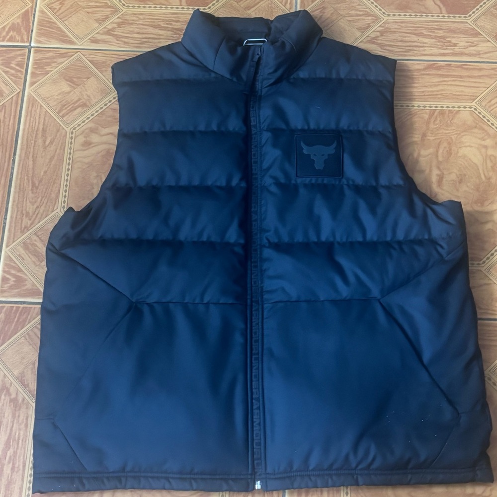 Under Armour Project Rock Black Heavyweight Puffer Vest Men’s Size XXL